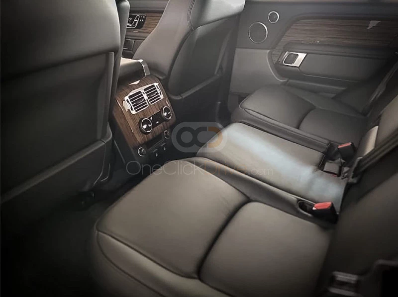 Blue Land Rover Range Rover Vogue SE 2021 for rent in Dubai 6
